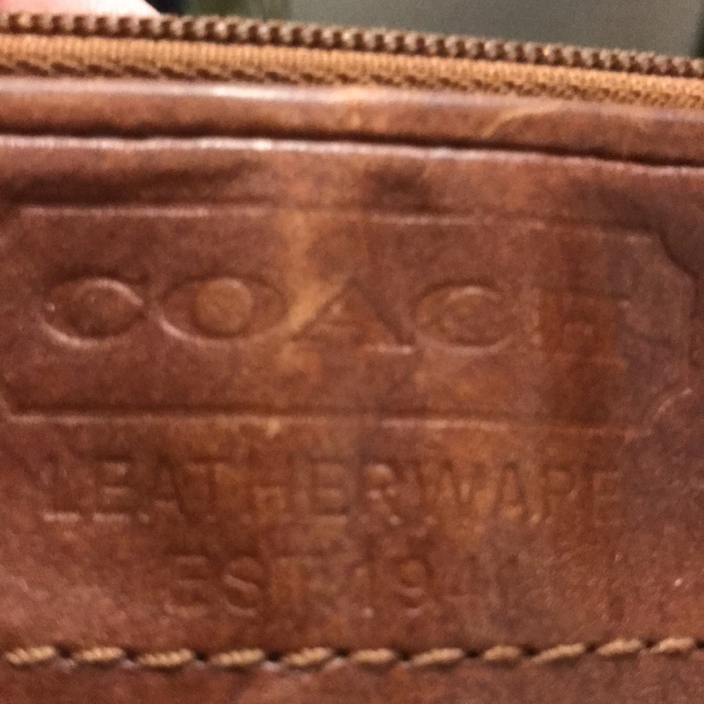 Coach - Picture 3 of 4